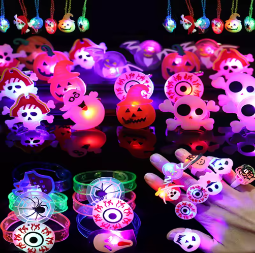🎃 Halloween LED Light Up Rings – 50pcs Tricker Treater Gifts