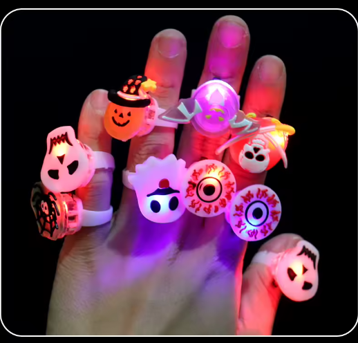 🎃 Halloween LED Light Up Rings – 50pcs Tricker Treater Gifts